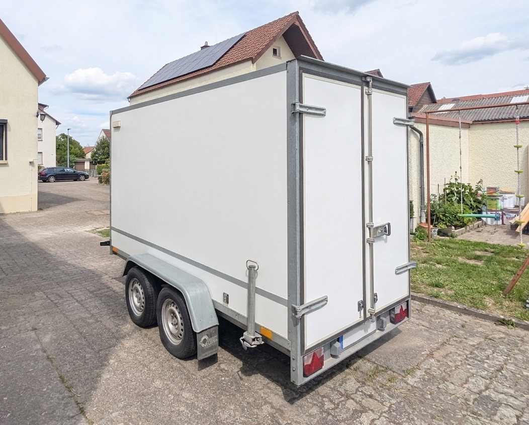 Kofferanhänger 2000kg