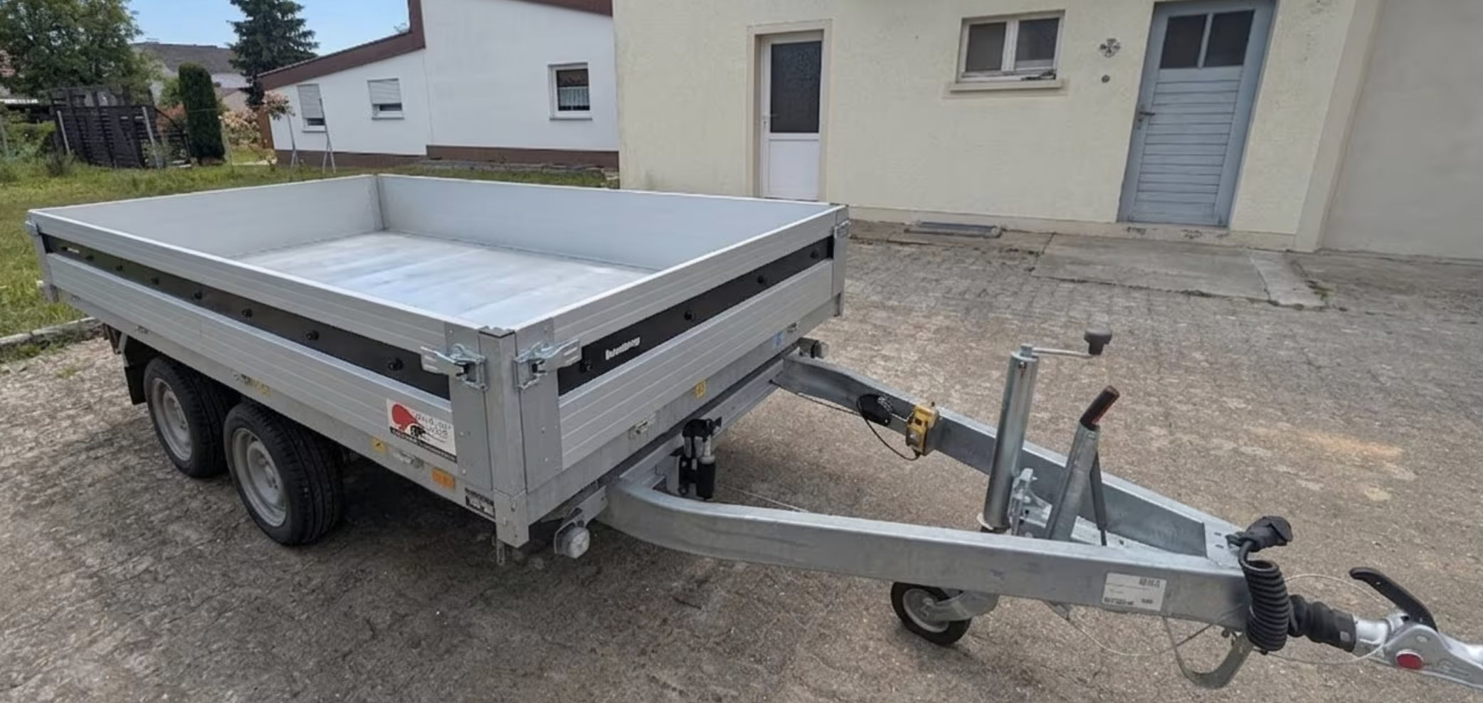 3-Seiten-Kipper Anhänger 3000kg